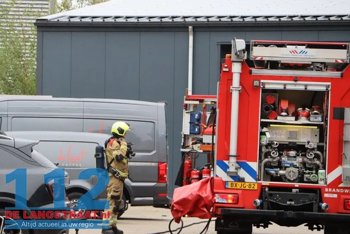 Brand bij koffieleverancier op industrieterrein Nieuwkuijk 1 Brand bij koffieleverancier op industrieterrein Nieuwkuijk 112 De Langstraat