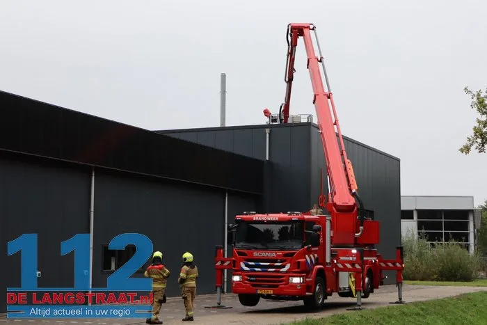 Brand bij koffieleverancier op industrieterrein Nieuwkuijk 4 Brand bij koffieleverancier op industrieterrein Nieuwkuijk 112 De Langstraat