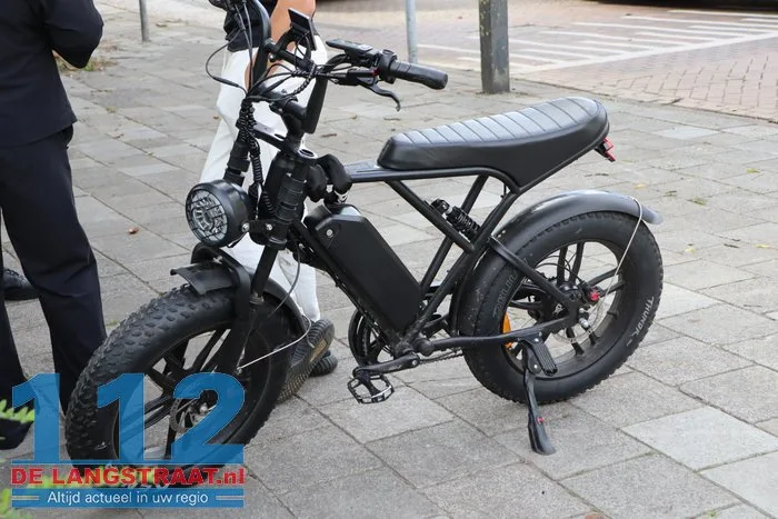 Jongen op fatbike aangereden door auto Waspik 6 Jongen op fatbike aangereden door auto Waspik 112 De Langstraat