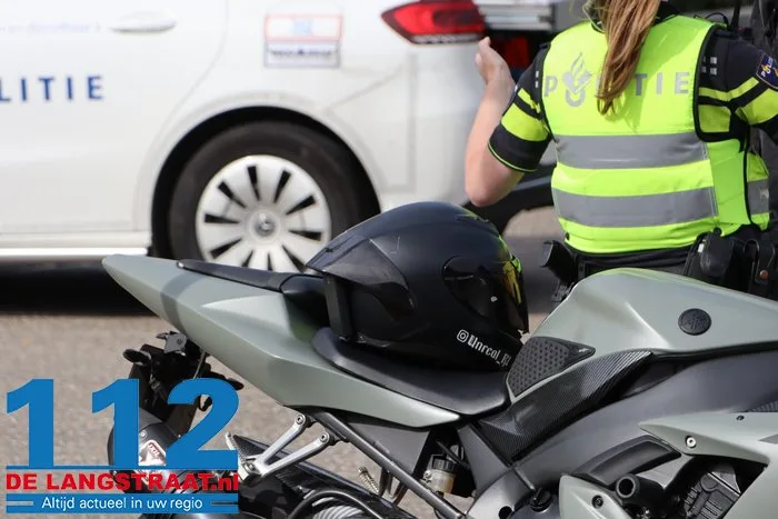Moeder en kind gewond bij botsing in Kaatsheuvel, ook motorrijder heeft lichte verwondingen 112 De Langstraat