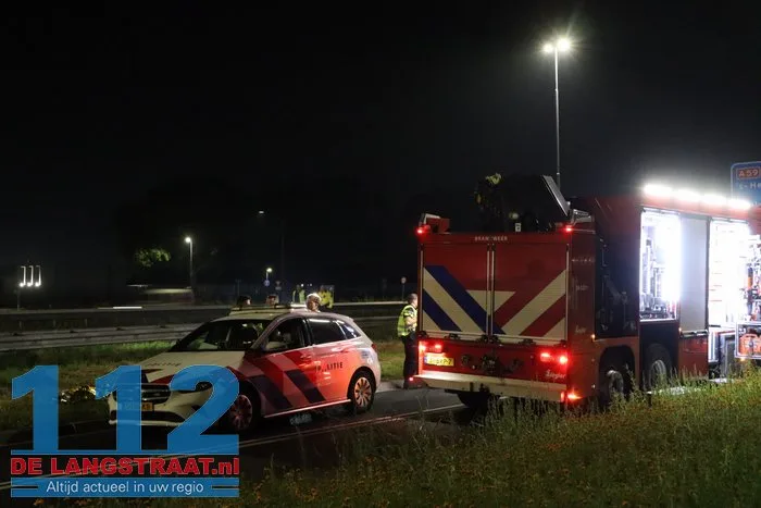 Vrouw steekt A59 bij Waalwijk over, wordt aangereden en overlijdt ter plekke: snelweg uren afgesloten 112 De Langstraat