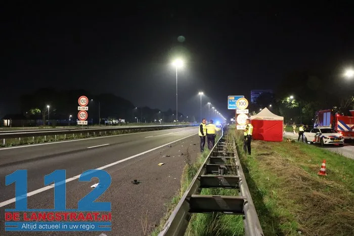 Vrouw steekt A59 bij Waalwijk over, wordt aangereden en overlijdt ter plekke: snelweg uren afgesloten 112 De Langstraat