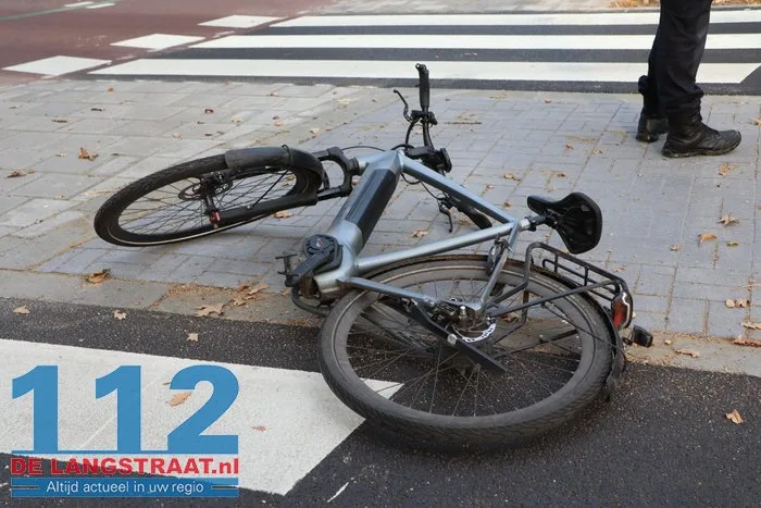 Fietser gewond bij aanrijding op fietsoversteek Horst Kaatsheuvel 112 De Langstraat