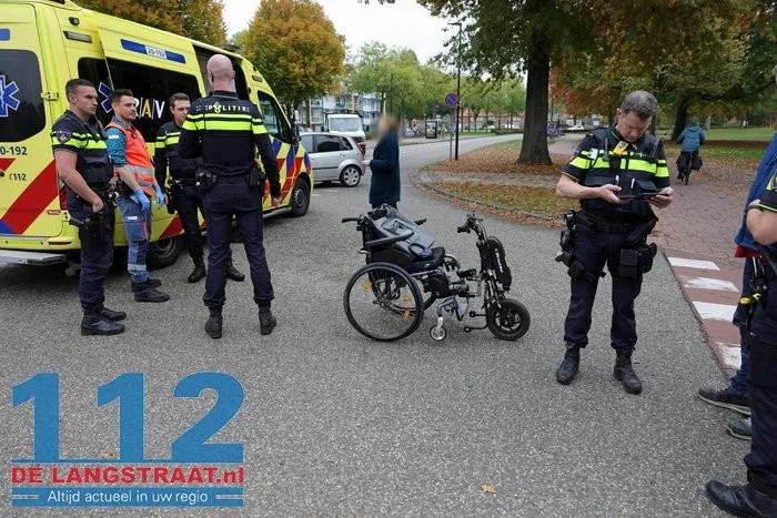 Vrouw in elektrische rolstoel lichtgewond bij aanrijding in Waalwijk 3 Vrouw in elektrische rolstoel lichtgewond bij aanrijding in Waalwijk 112 De Langstraat