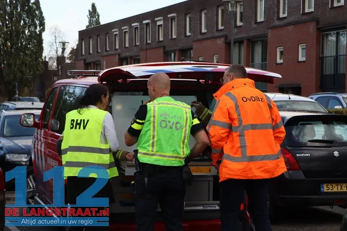 Brand op balkon bij Antoniushof in Waalwijk zorgt voor veel rook: meerdere mensen naar ziekenhuis 13 Brand op balkon bij Antoniushof in Waalwijk zorgt voor veel rook: meerdere mensen naar ziekenhuis 112 De Langstraat