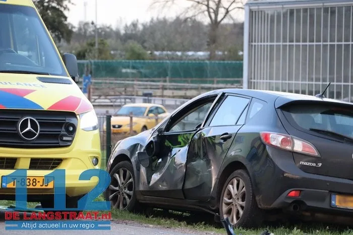 Scooterrijder ernstig gewond na ongeval met auto Tolweg Sprang-Capelle 7 Scooterrijder ernstig gewond na ongeval met auto Tolweg Sprang-Capelle 112 De Langstraat