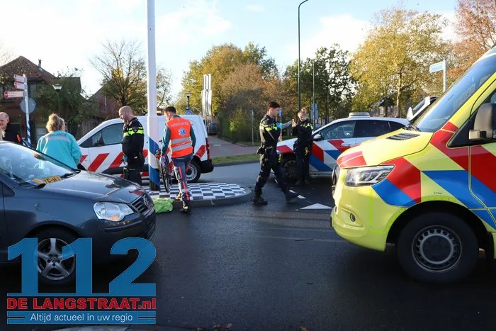 Fietser licht gewond na botsing met auto Kaatsheuvel 2 Fietser licht gewond na botsing met auto Kaatsheuvel 112 De Langstraat