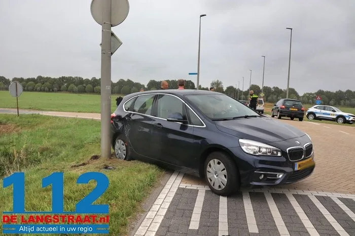 Gewonde en forse schade bij botsing in Drunen 112 De Langstraat