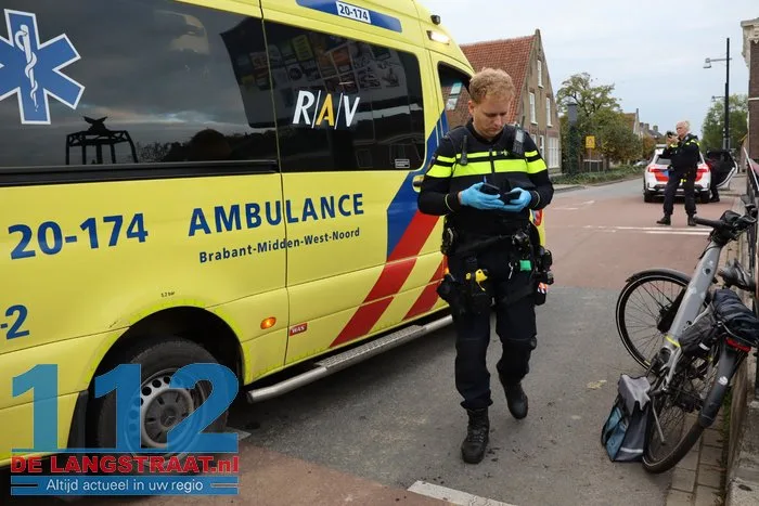 Fietser raakt gewond bij botsing met auto in Sprang-Capelle 5 Fietser raakt gewond bij botsing met auto in Sprang-Capelle 112 De Langstraat