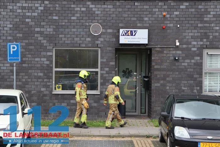Brandweer onderzoekt gaslucht bij ambulancepost in Waalwijk 3 Brandweer onderzoekt gaslucht bij ambulancepost in Waalwijk 112 De Langstraat