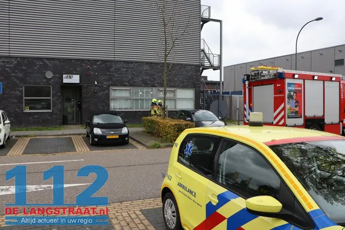 Brandweer onderzoekt gaslucht bij ambulancepost in Waalwijk 4 Brandweer onderzoekt gaslucht bij ambulancepost in Waalwijk 112 De Langstraat
