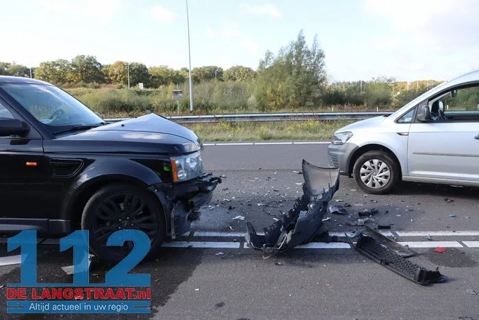 Opnieuw aanrijding op Midden-Brabantweg na eerder ongeval 6 Opnieuw aanrijding op Midden-Brabantweg na eerder ongeval 112 De Langstraat