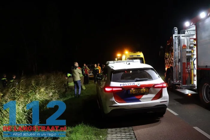 Motorrijder belandt in sloot aan de Veerweg in Sprang-Capelle 1 Motorrijder belandt in sloot aan de Veerweg in Sprang-Capelle 112 De Langstraat