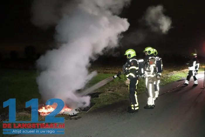 Buitenbrand aan de Zuiderkanaalweg in Sprang-Capelle 4 Buitenbrand aan de Zuiderkanaalweg in Sprang-Capelle 112 De Langstraat