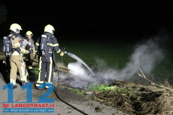Buitenbrand aan de Zuiderkanaalweg in Sprang-Capelle 8 Buitenbrand aan de Zuiderkanaalweg in Sprang-Capelle 112 De Langstraat