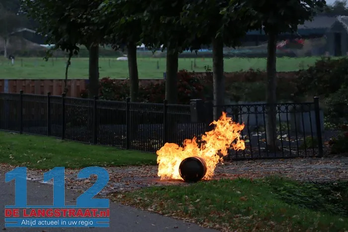 Gasfles vat vlam tijdens wegbranden onkruid De Moer 2 Gasfles vat vlam tijdens wegbranden onkruid De Moer 112 De Langstraat