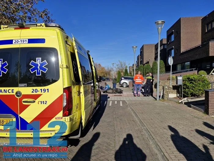 Jongen gewond bij aanrijding met schoonmaakvoertuig in Waalwijk 4 Jongen gewond bij aanrijding met schoonmaakvoertuig in Waalwijk 112 De Langstraat