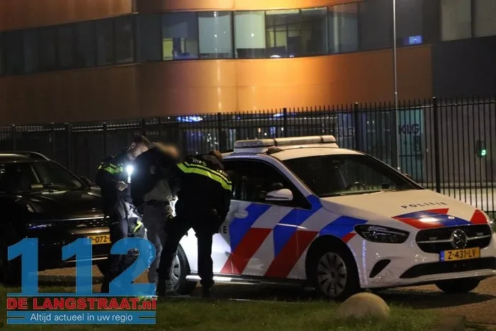 Bestelbus van OTTO Work Force in brand gestoken Waalwijk 18 Bestelbus van OTTO Work Force in brand gestoken Waalwijk 112 De Langstraat