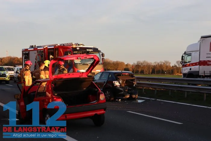 Dagje Efteling met opa en oma eindigt met een klap, botsende automobilist raakt gewond 4 Dagje Efteling met opa en oma eindigt met een klap, botsende automobilist raakt gewond 112 De Langstraat