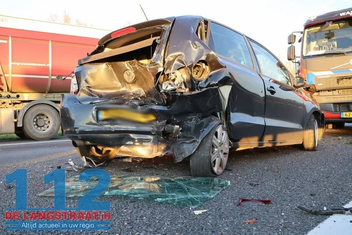 Dagje Efteling met opa en oma eindigt met een klap, botsende automobilist raakt gewond 6 Dagje Efteling met opa en oma eindigt met een klap, botsende automobilist raakt gewond 112 De Langstraat