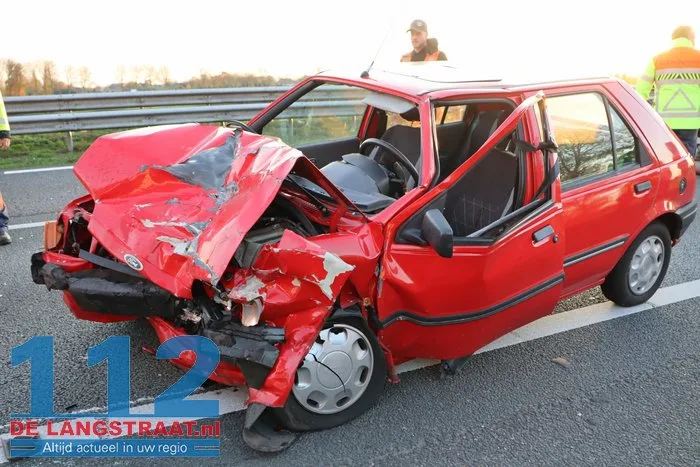 Dagje Efteling met opa en oma eindigt met een klap, botsende automobilist raakt gewond 15 Dagje Efteling met opa en oma eindigt met een klap, botsende automobilist raakt gewond 112 De Langstraat