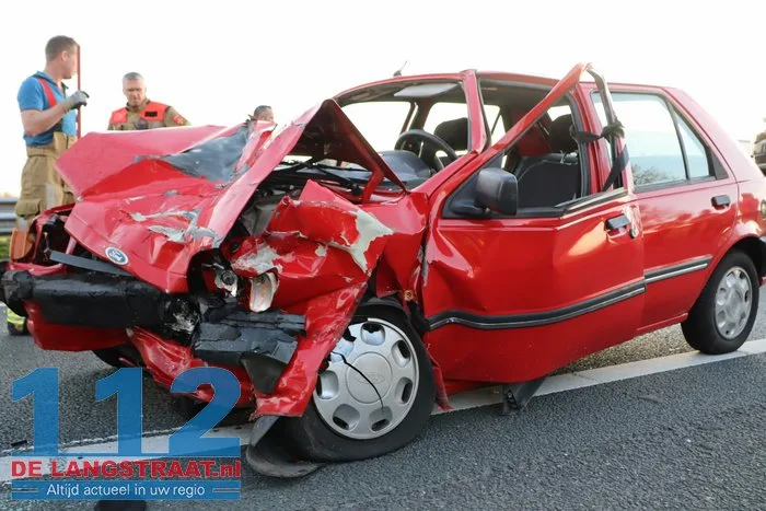 Dagje Efteling met opa en oma eindigt met een klap, botsende automobilist raakt gewond 16 Dagje Efteling met opa en oma eindigt met een klap, botsende automobilist raakt gewond 112 De Langstraat