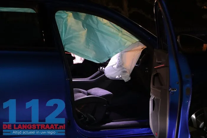 Oudere man gewond door botsing met twee auto’s Kaatsheuvel 112 De Langstraat