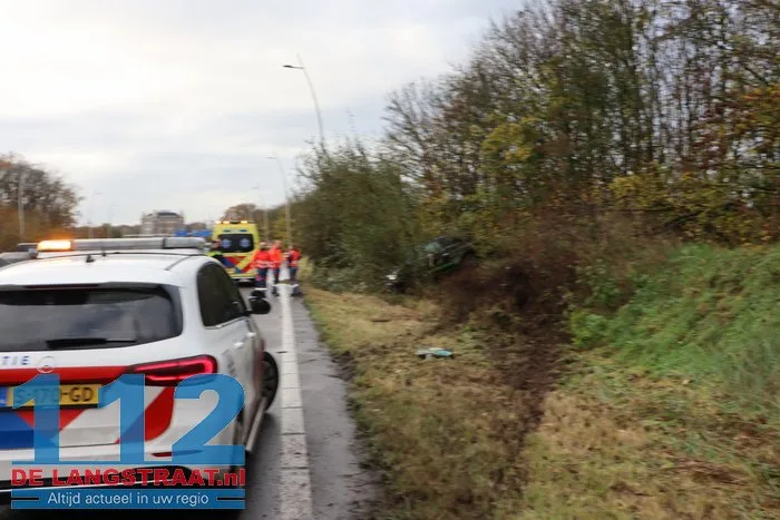 Politie houdt dronken automobilist aan na crash op Midden-Brabantweg bij Kaatsheuvel 112 De Langstraat