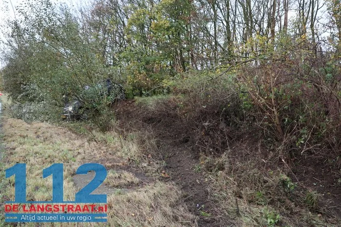 Politie houdt dronken automobilist aan na crash op Midden-Brabantweg bij Kaatsheuvel 112 De Langstraat