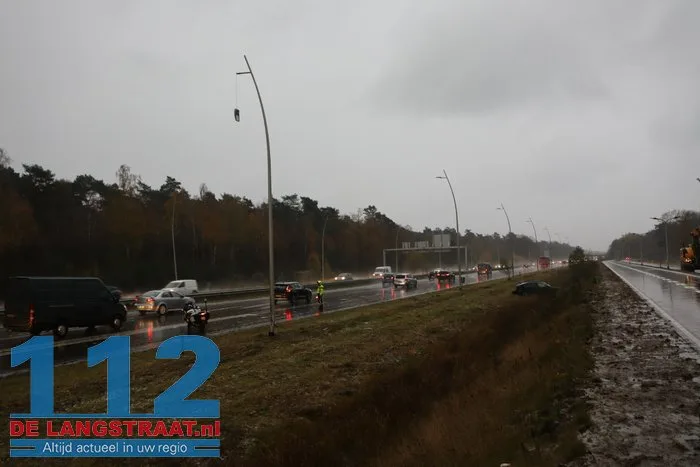 Hagel zorgt voor gevaarlijke situaties en twee crashes op N261 Kaatsheuvel 112 De Langstraat