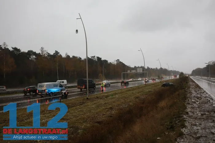 Hagel zorgt voor gevaarlijke situaties en twee crashes op N261 Kaatsheuvel 112 De Langstraat