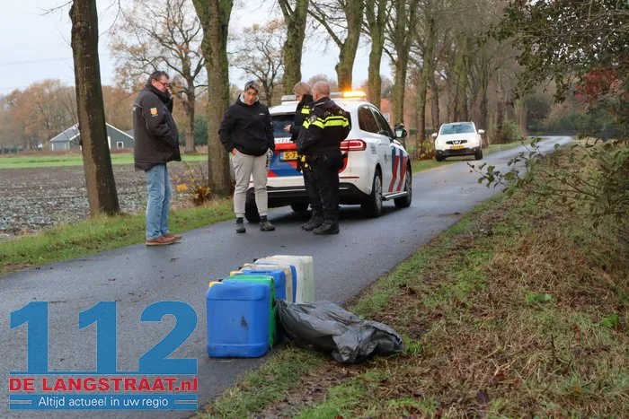 Zeven jerrycans aangetroffen in Kaatsheuvel: politie onderzoekt of ze uit drugslab komen 8 Zeven jerrycans aangetroffen in Kaatsheuvel: politie onderzoekt of ze uit drugslab komen 112 De Langstraat