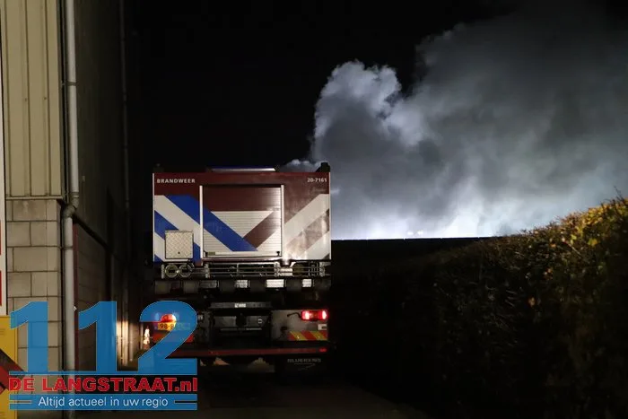 Veel rook bij brand in berg afval 112 De Langstraat