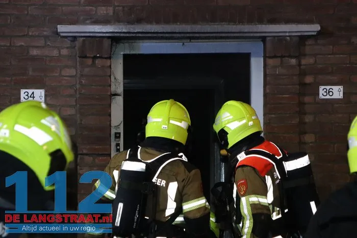 Veel rook bij woningbrand Waalwijk 112 De Langstraat