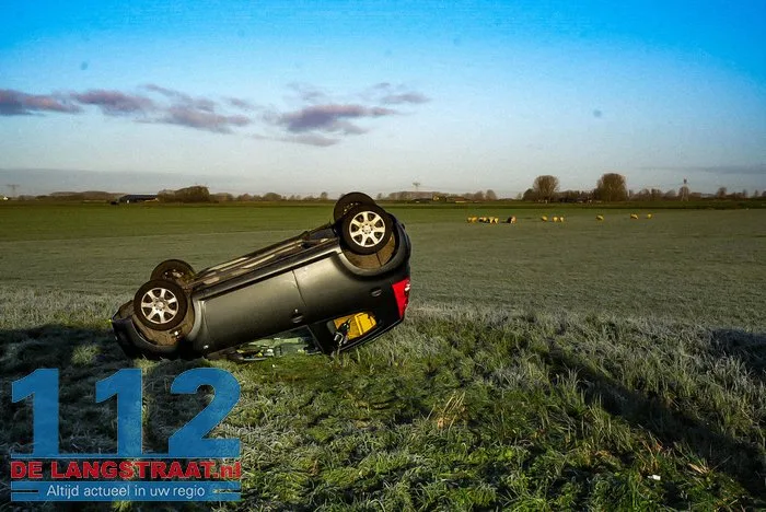 Auto slaat over de kop bij ongeval op A59 bij Sprang-Capelle 10 Auto slaat over de kop bij ongeval op A59 bij Sprang-Capelle 112 De Langstraat