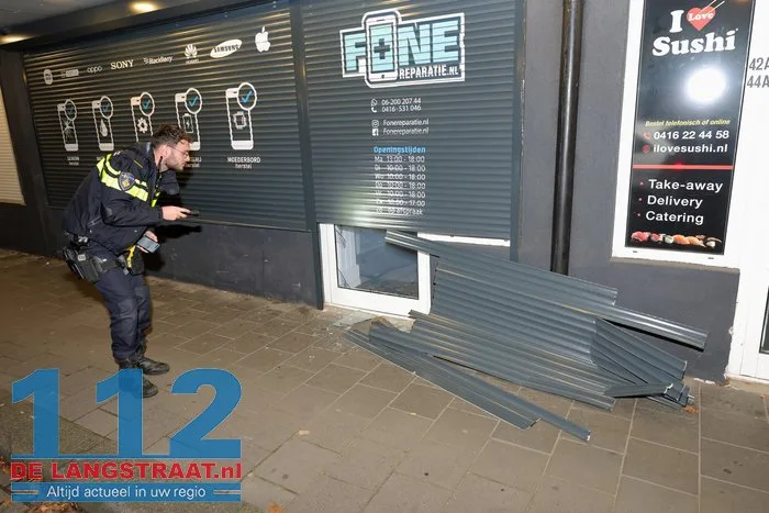 Inbraak bij telefoonwinkel op Bloemenoordplein Waalwijk 112 De Langstraat