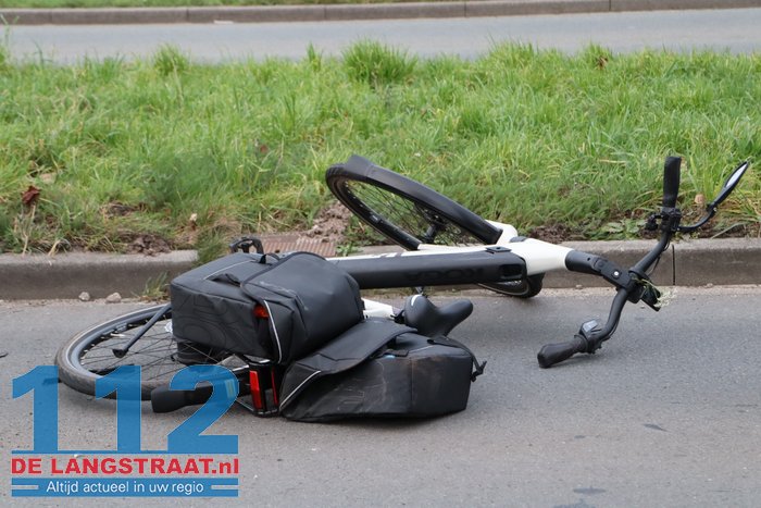 Fietser gewond bij aanrijding op de Noorder Allee in Waalwijk 112 De Langstraat