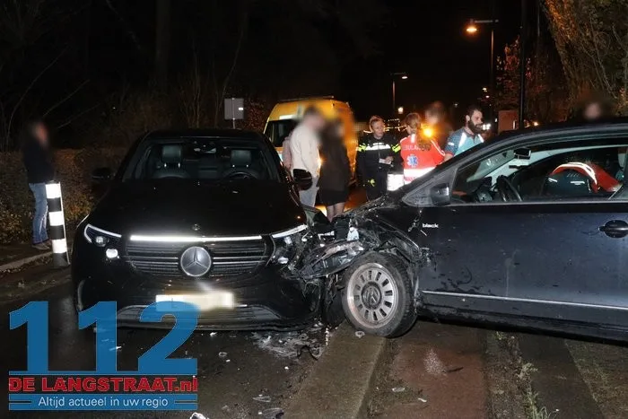 Ongeval bij wegversmalling op de Wendelnesseweg in Sprang-Capelle 2 Ongeval bij wegversmalling op de Wendelnesseweg in Sprang-Capelle 112 De Langstraat