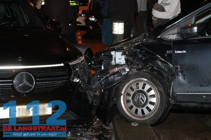 Ongeval bij wegversmalling op de Wendelnesseweg in Sprang-Capelle 3 Ongeval bij wegversmalling op de Wendelnesseweg in Sprang-Capelle 112 De Langstraat