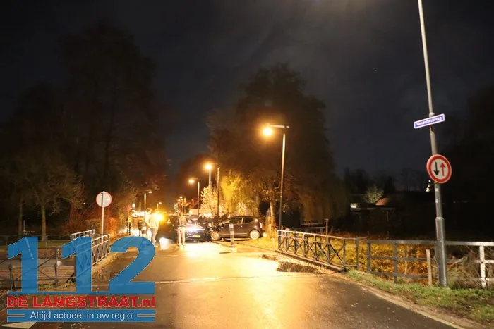 Ongeval bij wegversmalling op de Wendelnesseweg in Sprang-Capelle 12 Ongeval bij wegversmalling op de Wendelnesseweg in Sprang-Capelle 112 De Langstraat