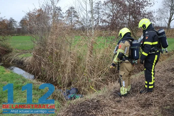 Jerrycans aangetroffen in sloot Kaatsheuvel 112 De Langstraat