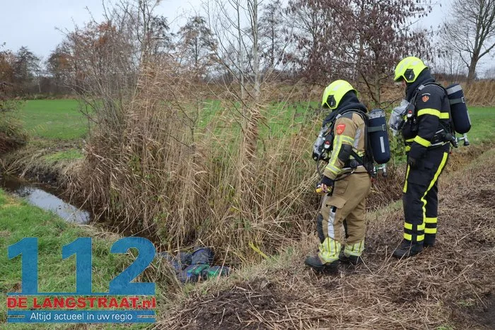 Jerrycans aangetroffen in sloot Kaatsheuvel 112 De Langstraat