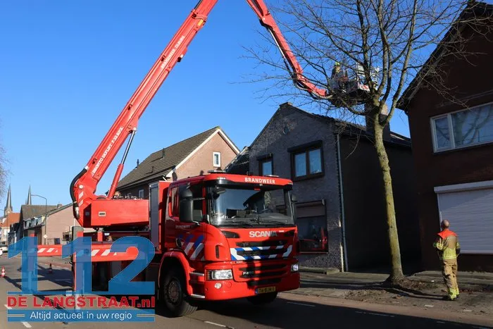 Schoorsteenbrand Marktstraat Kaatsheuvel 5 Schoorsteenbrand Marktstraat Kaatsheuvel 112 De Langstraat