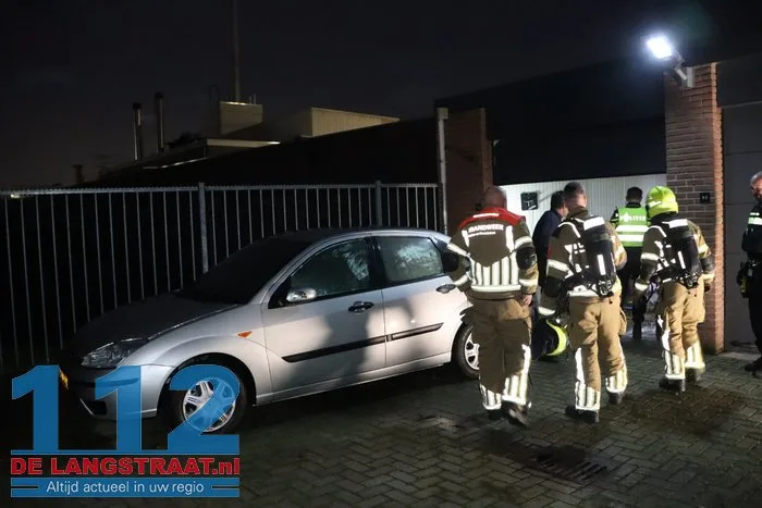 Autobrand in garagebox aan Laageinde in Waalwijk 2 Autobrand in garagebox aan Laageinde in Waalwijk 112 De Langstraat