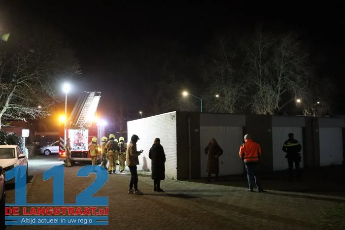 Kleine brand in garagebox in Dongen door brandend vuurwerk 112 De Langstraat