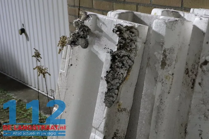 Kleine brand in garagebox in Dongen door brandend vuurwerk 112 De Langstraat