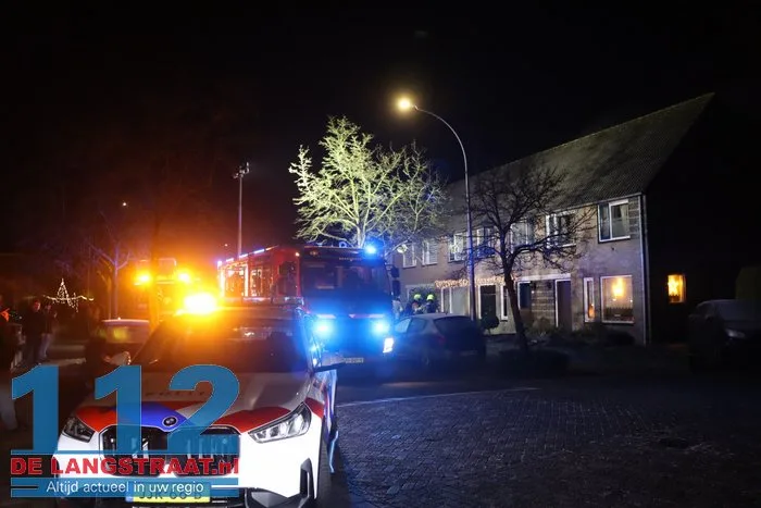 Veel schade door brandende bank in woning aan de A.B. van Lieshoutlaan Waalwijk 6 Veel schade door brandende bank in woning aan de A.B. van Lieshoutlaan Waalwijk 112 De Langstraat