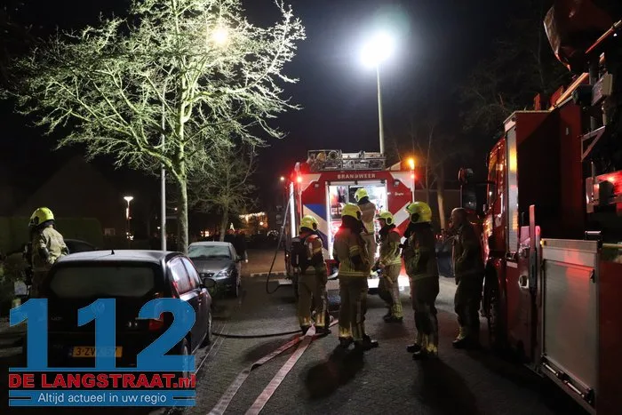 Veel schade door brandende bank in woning aan de A.B. van Lieshoutlaan Waalwijk 13 Veel schade door brandende bank in woning aan de A.B. van Lieshoutlaan Waalwijk 112 De Langstraat