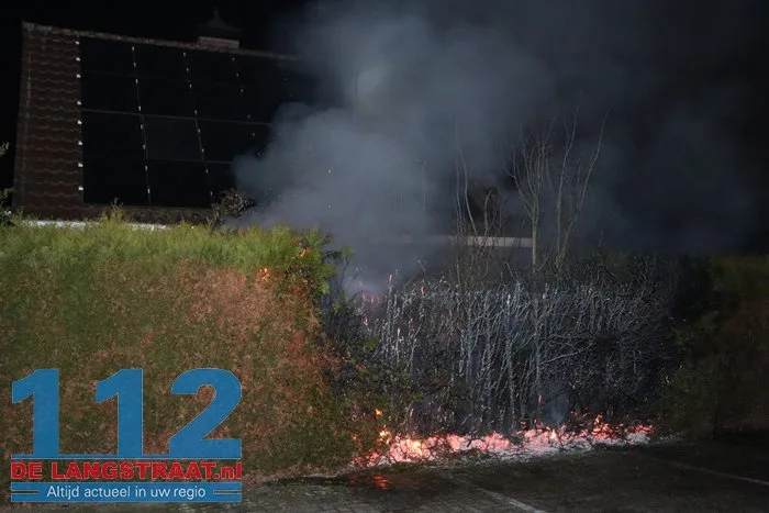 Weer coniferenhaag in brand Sprang-Capelle 112 De Langstraat