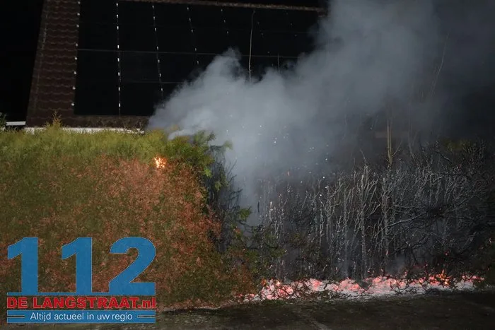 Weer coniferenhaag in brand Sprang-Capelle 112 De Langstraat